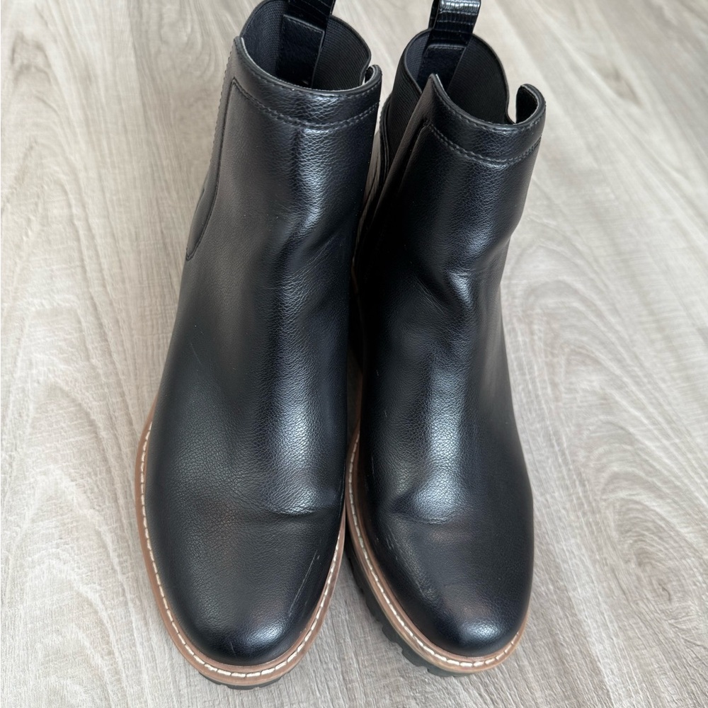 DV by Dolce Vita Women's Black Rango Ankle Boots